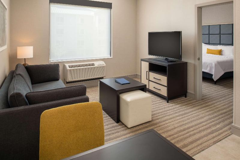 스위트 킹사이즈 침대, Homewood Suites By Hilton Belmont