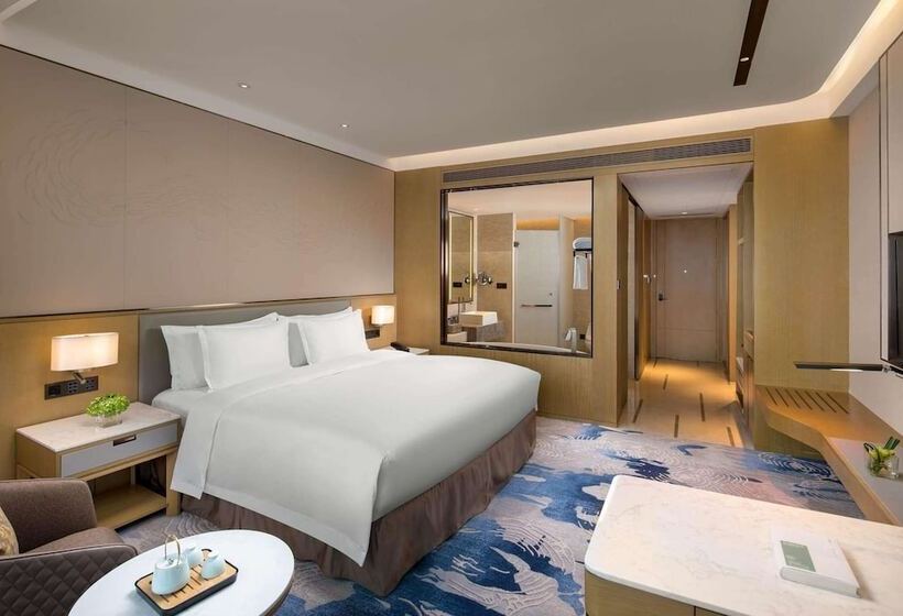 Номер Executive Вид на Море, Wyndham Grand Plaza Royale Yuzhou Xiamen Wuyuan Bay
