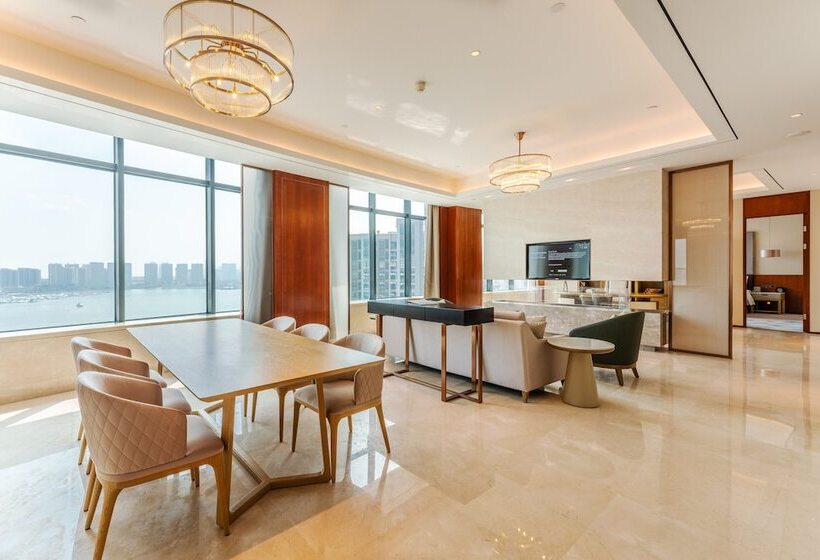 Люкс с Видом, Wyndham Grand Plaza Royale Yuzhou Xiamen   Wuyuan Bay
