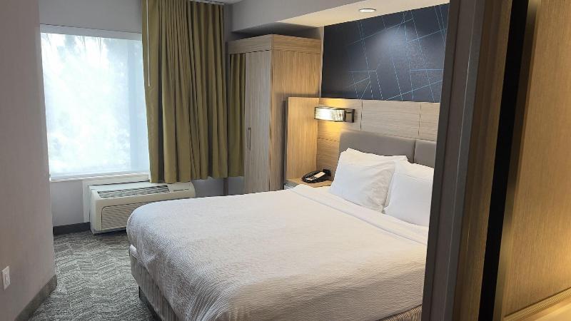 Номер Deluxe, Wyndham Grand Plaza Royale Yuzhou Xiamen   Wuyuan Bay