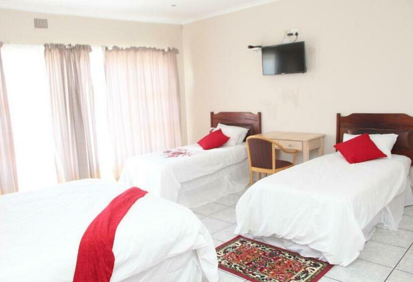 デラックスファミリールーム, Fomo Lodge