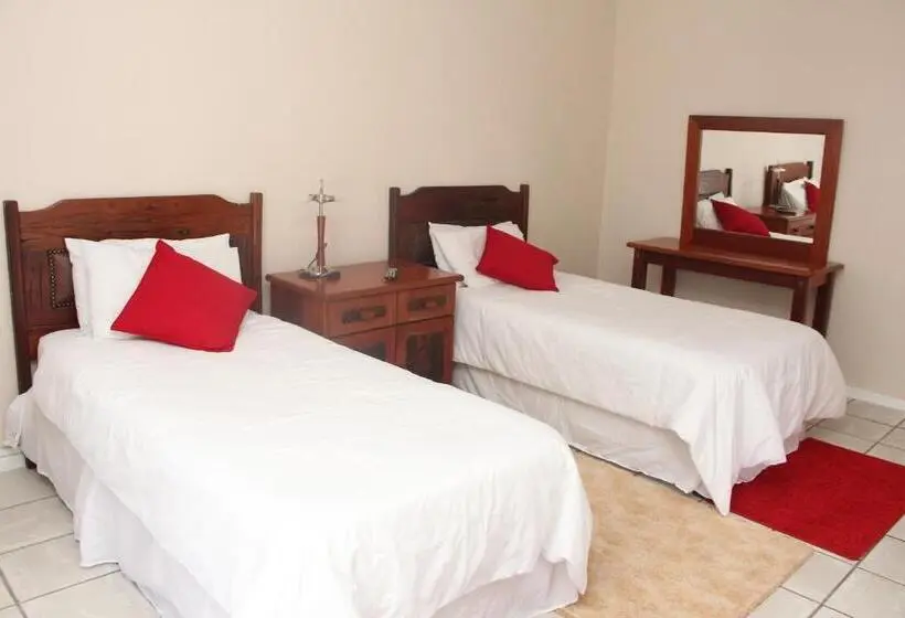 Perhesviitti, Fomo Lodge