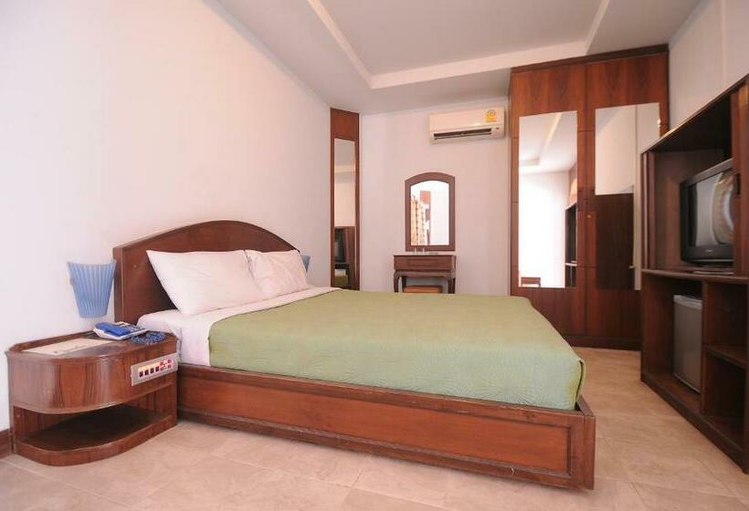 标准间带漩涡浴缸, Paradise Inn And Dining