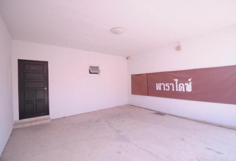 标准间带漩涡浴缸, Paradise Inn And Dining