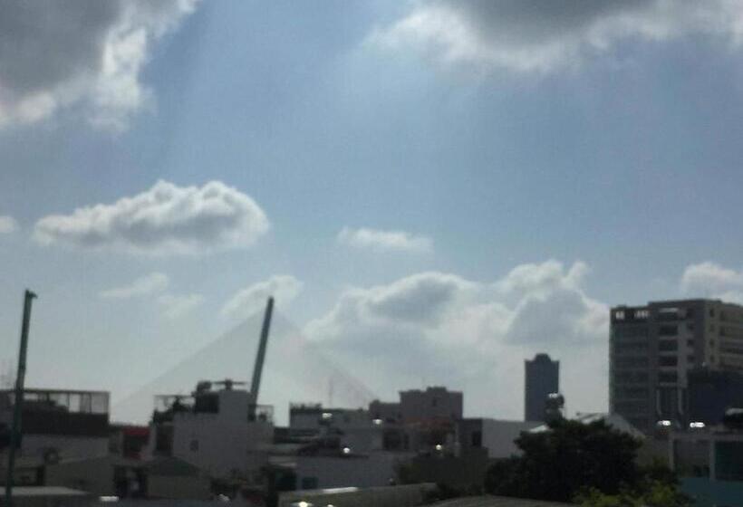 اتاق لوکس با وان آب گرم, Khang Homestay