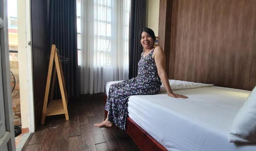اتاق استاندارد با بالکن, Khang Homestay