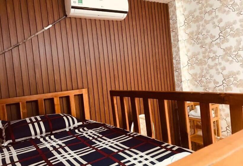 اتاق استاندارد سه نفره, Khang Homestay