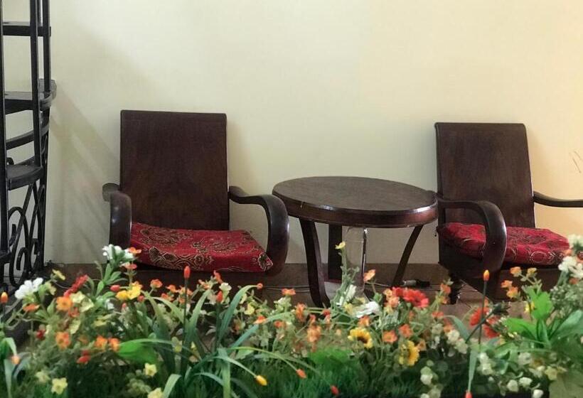 اتاق استاندارد سه نفره, Khang Homestay