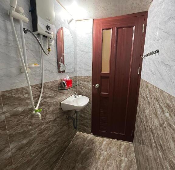 اتاق استاندارد با بالکن, Khang Homestay