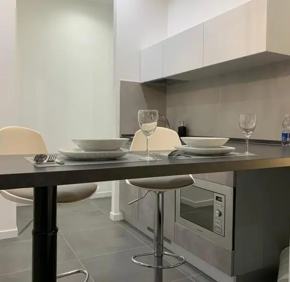 آپارتمان 1 خوابه, Aparthotel Bossi