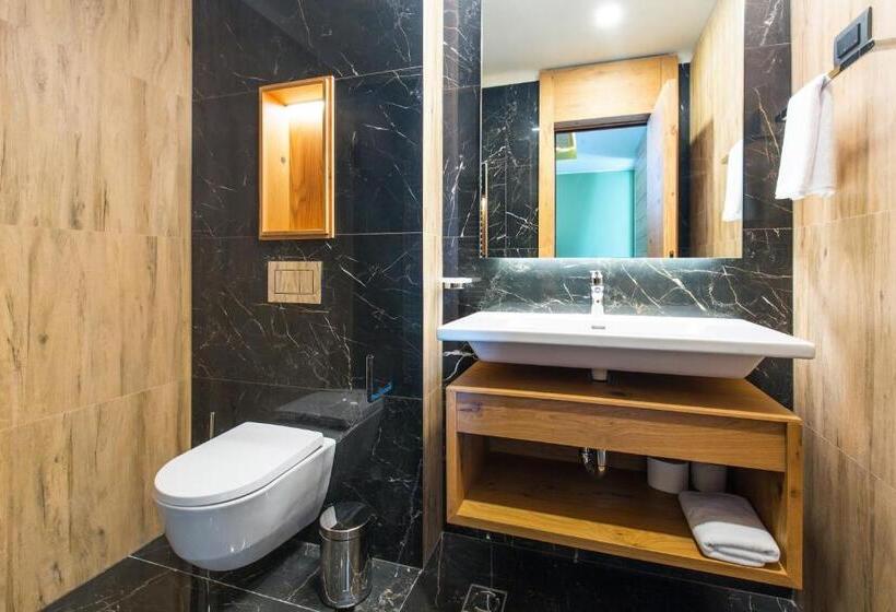 اتاق لوکس با تخت بزرگ, Gorski Hotel & Spa