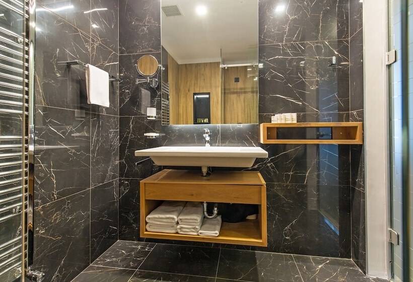 2 Bedroom Suite with Terrace, Gorski Hotel & Spa
