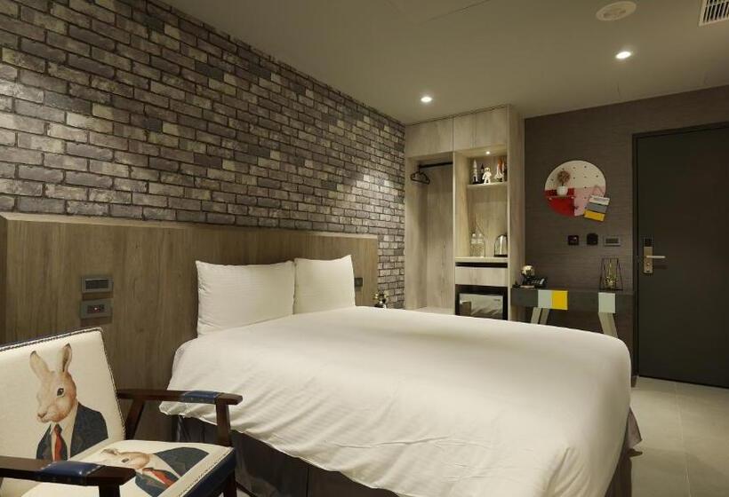 اتاق لوکس, K