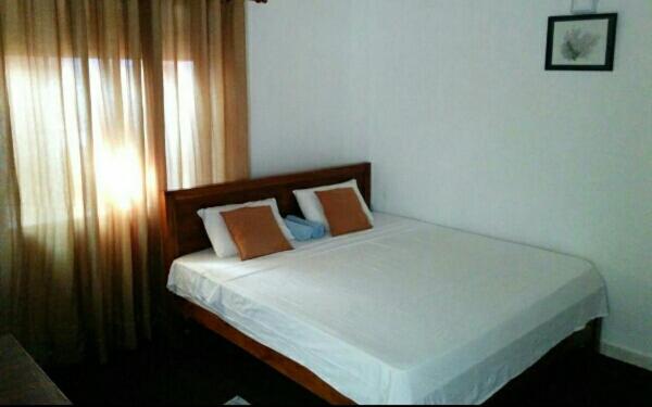 اتاق لوکس, Triple One Villa