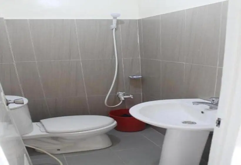デラックスルーム, Super Oyo Townhouse Oak Hotel Fiducia Pondok Gede