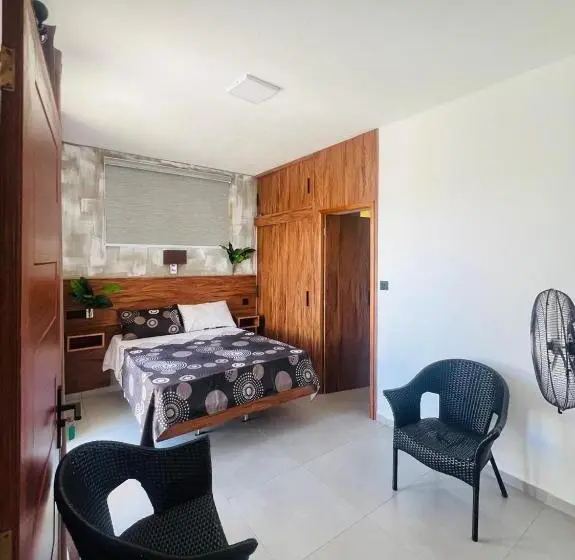 اتاق استاندارد, Cloudview Villa