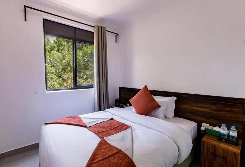 اتاق استاندارد یک نفره, Kingfisher By The Green Resort