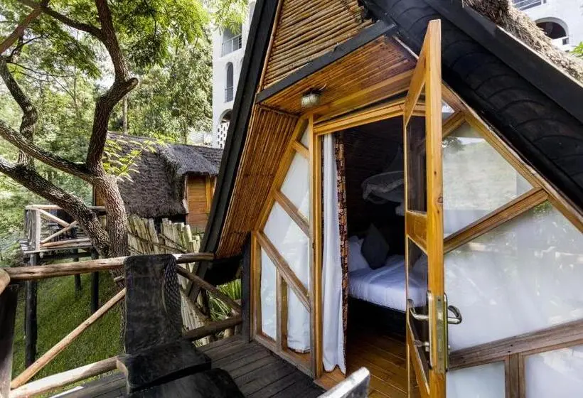 اتاق یک تخته با چشمانداز باغ, Kingfisher By The Green Resort