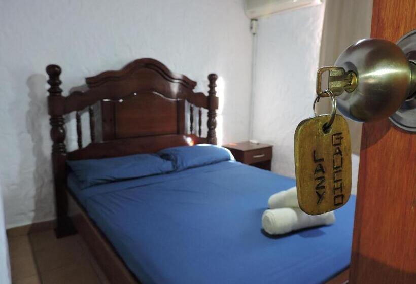 غرفة قياسية فردية, Hostel Lazy Gaucho