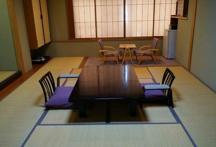 חדר משפחתי חדר אמבטיה משותף, Tabist Kazeyuki