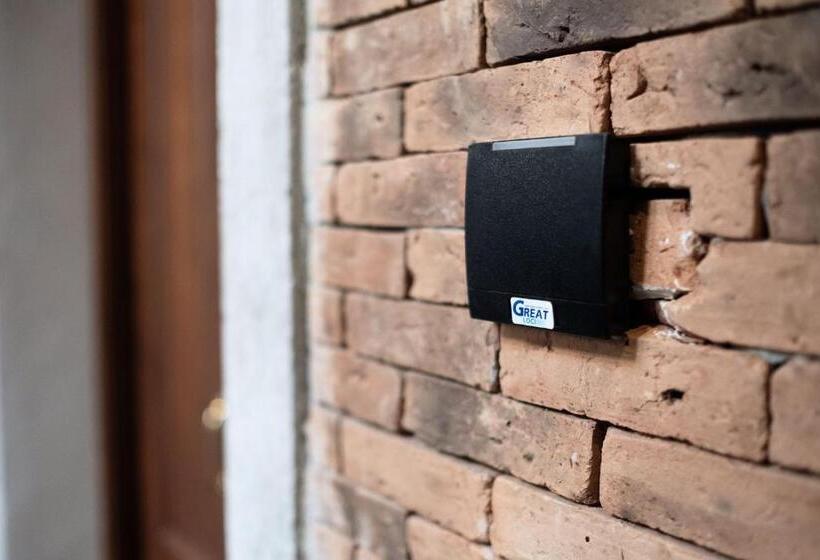 Семейный Номер Совместный Санузел, Khunluang Hostel