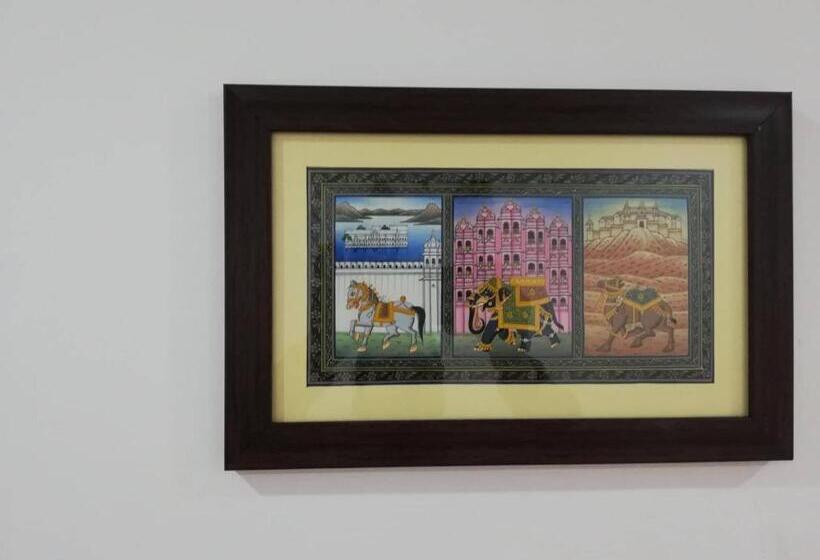 Номер Стандарт с Балконом, Om Trance Hostel