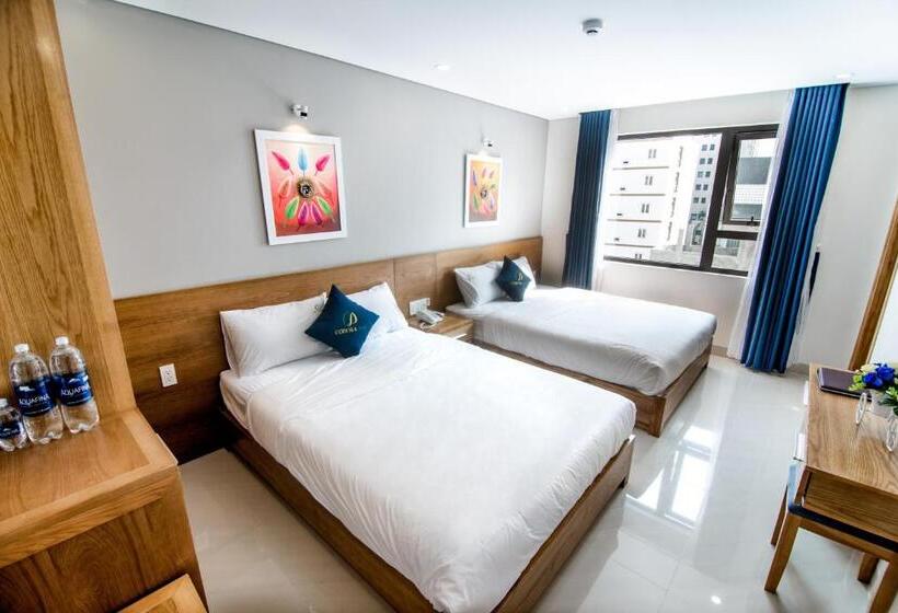 اتاق استاندارد چهار تخته با چشمانداز دریا, Codi Sea Hotel & Travel