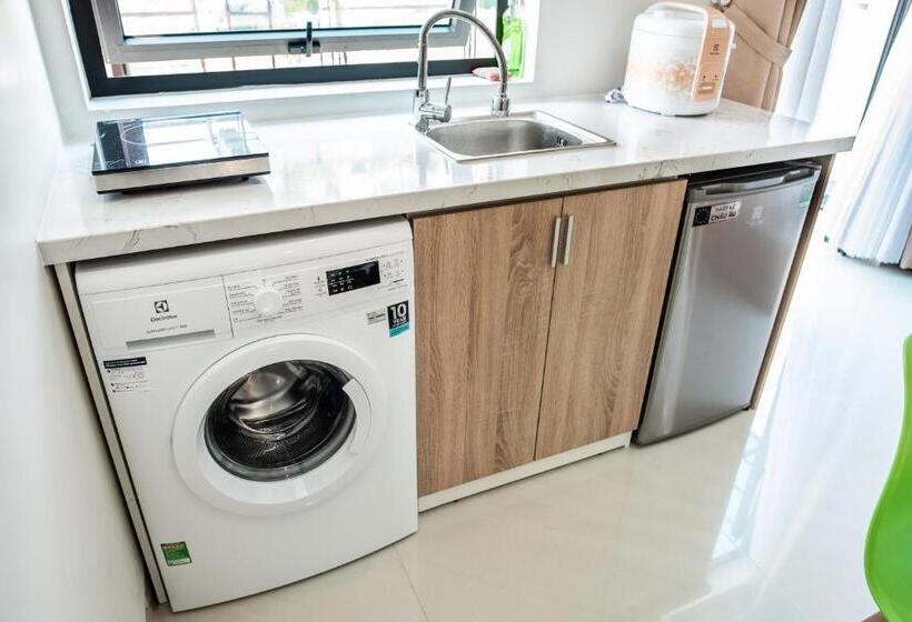 آپارتمان 1 خوابه با تراس, Codi Sea Hotel & Travel