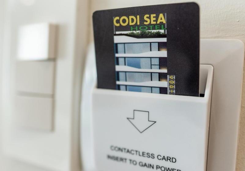 سوییت خانوادگی, Codi Sea Hotel & Travel