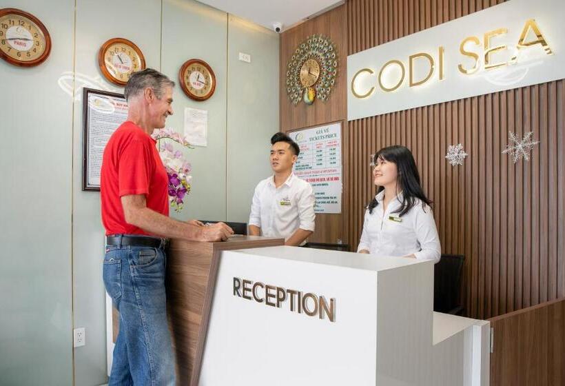 سوییت خانوادگی, Codi Sea Hotel & Travel