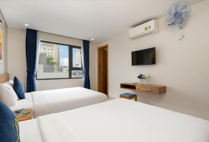 سوییت خانوادگی, Codi Sea Hotel & Travel