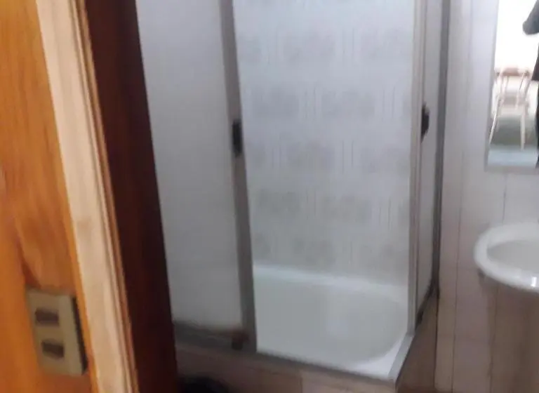 اتاق استاندارد, Hostal Rayen
