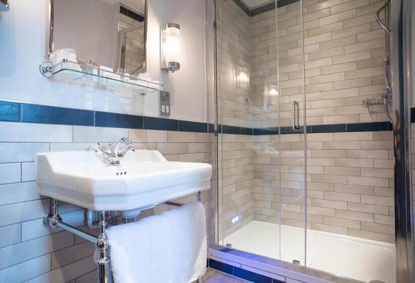 חדר סטנדרט, Blackbird