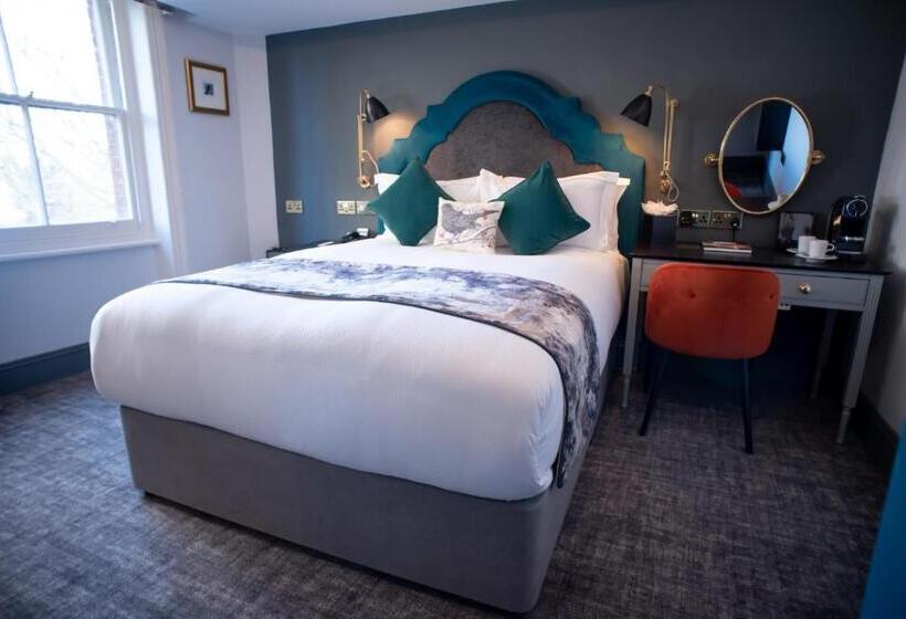 חדר סופריור עם מיטת קינג, Blackbird