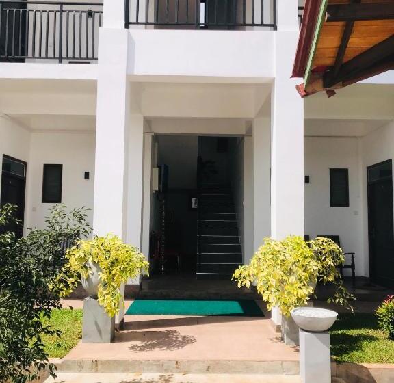 3 Bett Standardzimmer Balkon, Mindana Residence