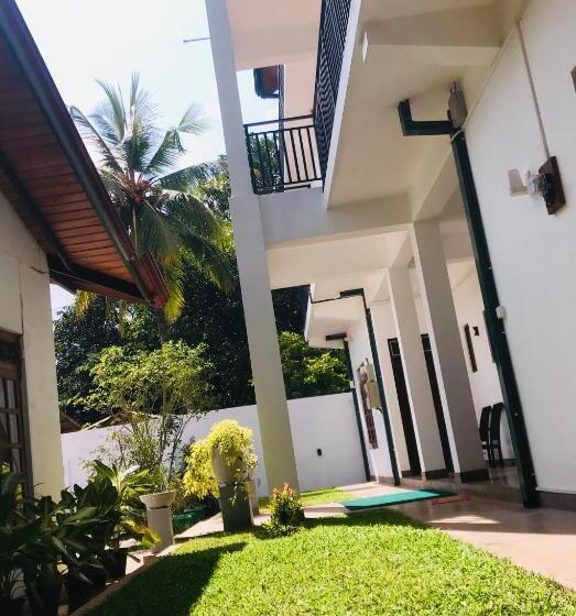 3 Bett Standardzimmer Balkon, Mindana Residence