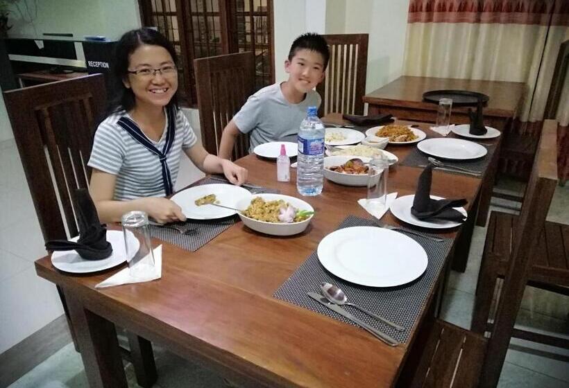 3 Bett Standardzimmer Balkon, Mindana Residence