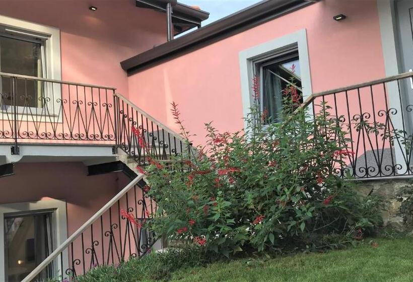 استودیوی استاندارد, Vila Burbonka