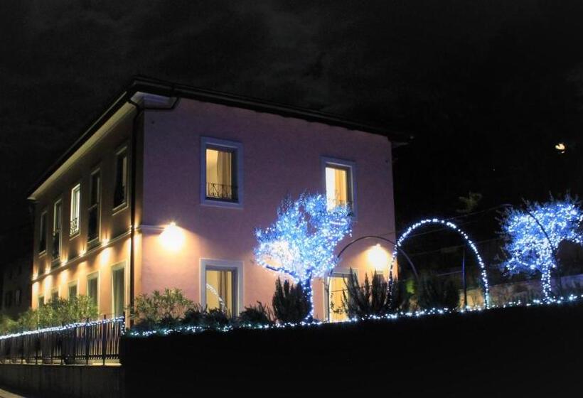 استودیوی استاندارد, Vila Burbonka