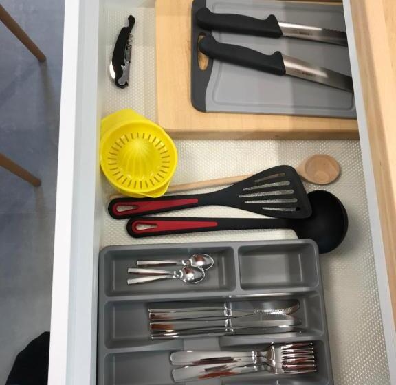 استودیوی لوکس, Vila Burbonka