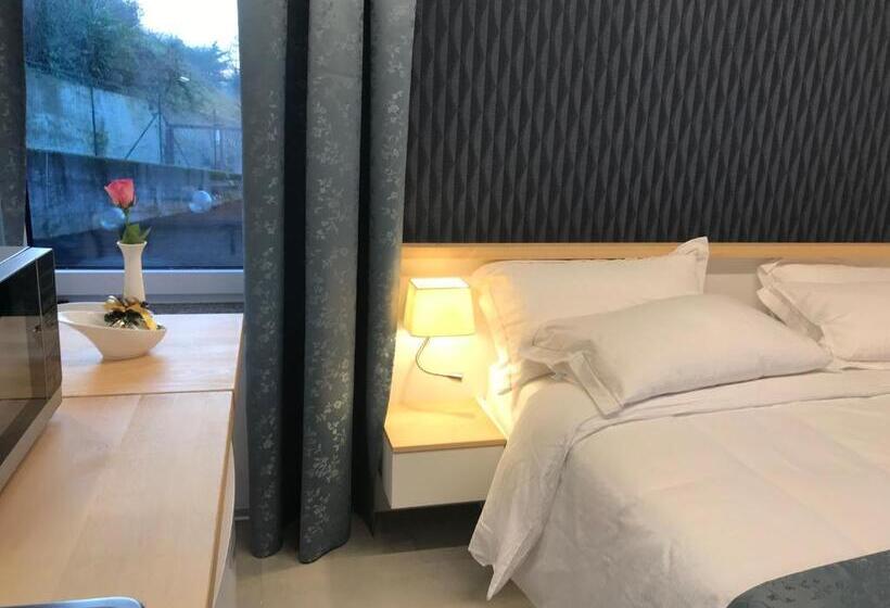 استودیوی استاندارد, Vila Burbonka