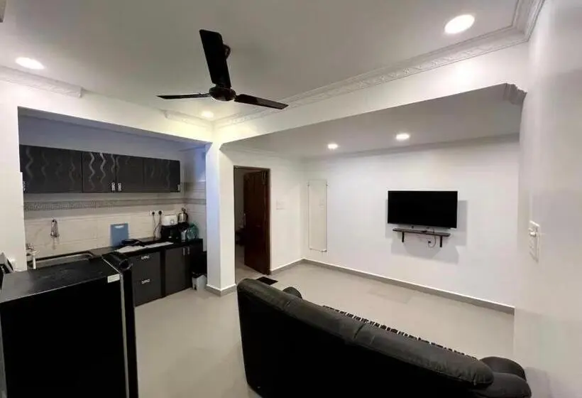 Standard-huone Parveke, Morden Ac 1bhk Apartment Near Cavelossim Beach   Amor