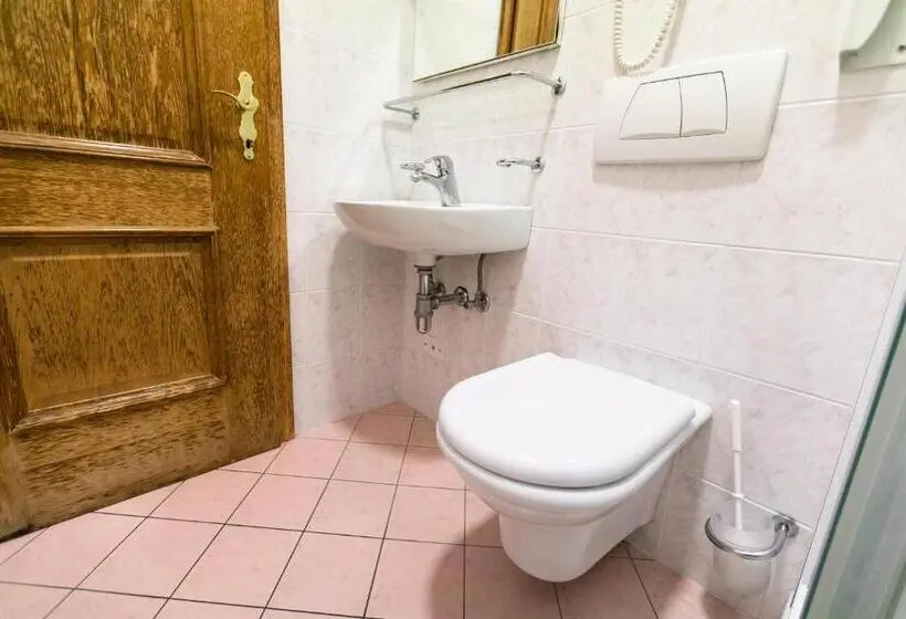 اتاق استاندارد با بالکن, Vema House