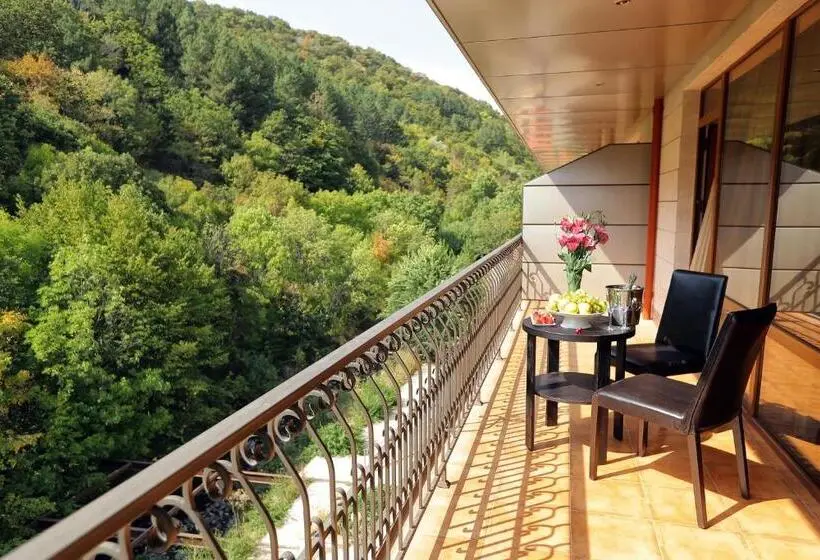 コンフォートルーム, Aghveran Ararat Resort