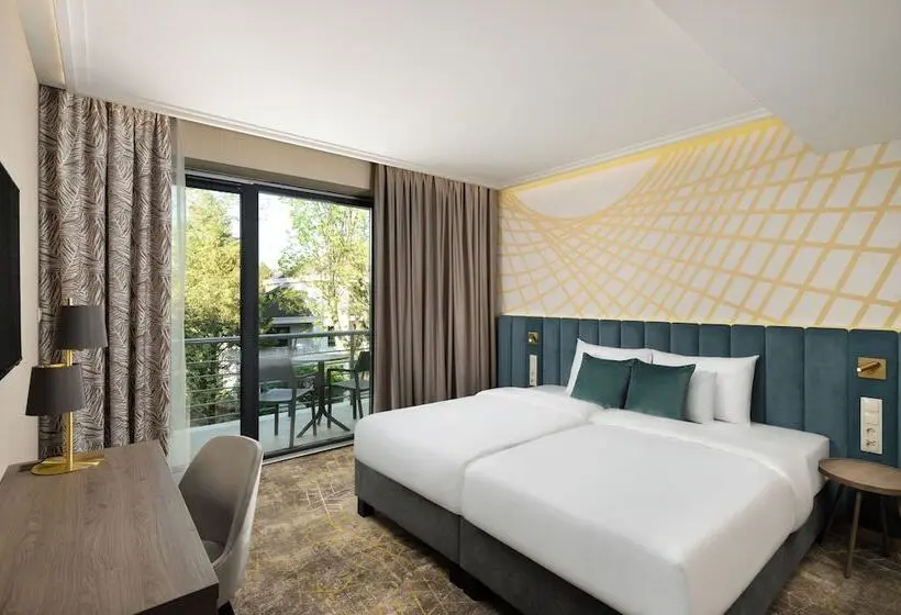 シティビューのスーペリアルーム, Kenese Bay Garden Resort & Conference
