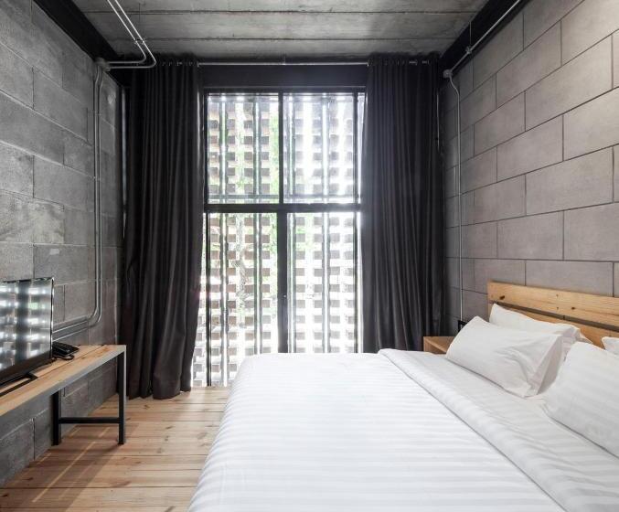 디럭스 룸, Owl Poshtel Kanchanaburi