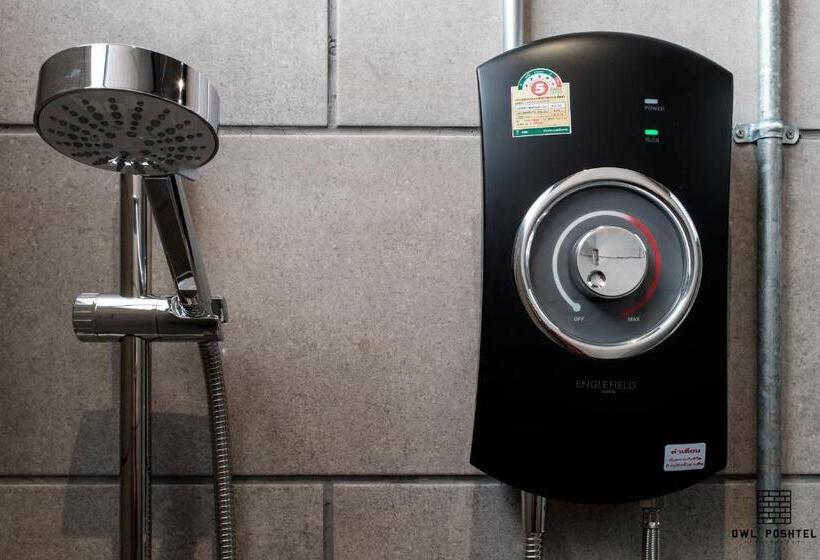 4인용 스탠다드 룸, Owl Poshtel Kanchanaburi