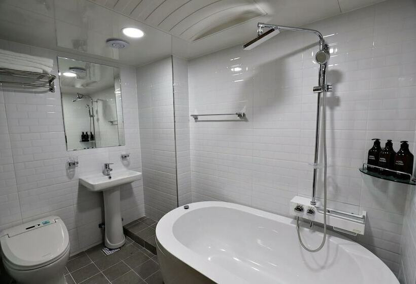 标准间, Incheon Illuwa