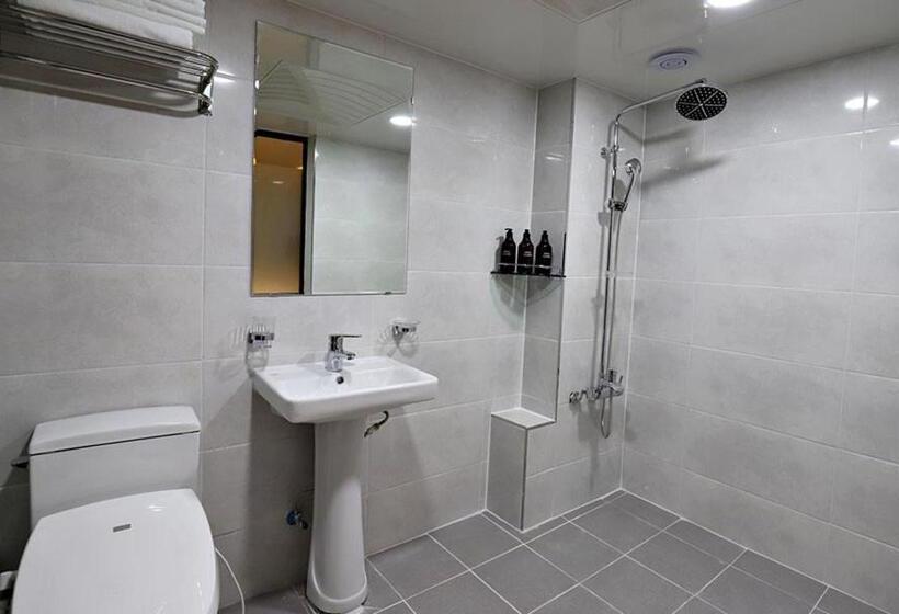 标准间, Incheon Illuwa