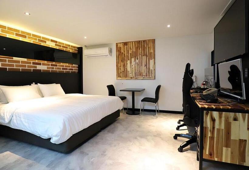 标准间, Incheon Illuwa